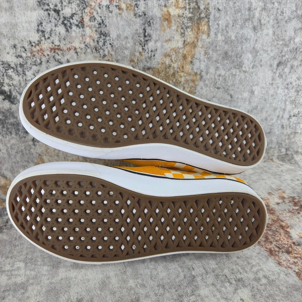 Vans ComfyCush Sneakers 7.5 Orange Yellow Checkerboard Zinnia Suede Skate Shoes